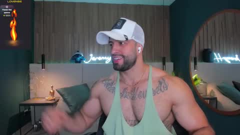 Snapshot of jeremy_harden chatting on February 25, 10:29 pm Jeremy online show from February 25, 10:29 pm