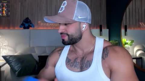 Snapshot of jeremy_harden chatting on September 22, 11:07 pm Jeremy online show from September 22, 11:07 pm