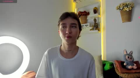 Snapshot of jeremy_salvatore_ chatting on November 5, 6:13 am jero independent model online show from November 5, 6:13 am