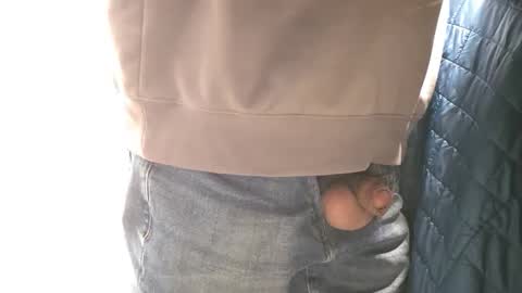 Snapshot of jerker_fan chatting on November 17, 10:04 pm jerker_fan online show from November 17, 10:04 pm