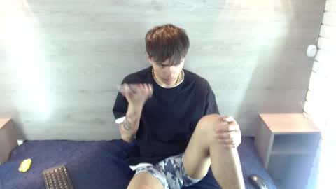Jerom xx online show from October 15, 8:42 pm