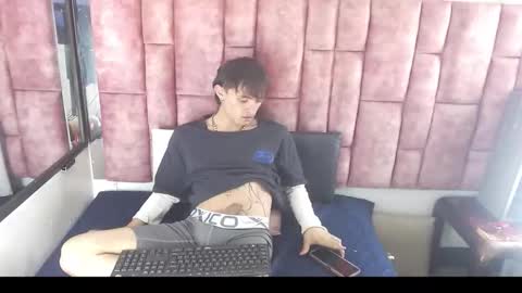 Jerom xx online show from October 16, 9:16 pm