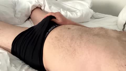 Snapshot of jeromelacroquette chatting on November 20, 10:37 am jeromelacroquette online show from November 20, 10:37 am