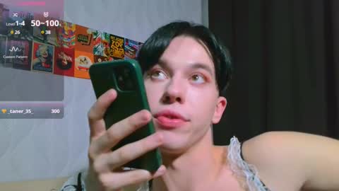 Snapshot of jerrybomb_ chatting on February 13, 6:16 pm Jerrybomb online show from February 13, 6:16 pm