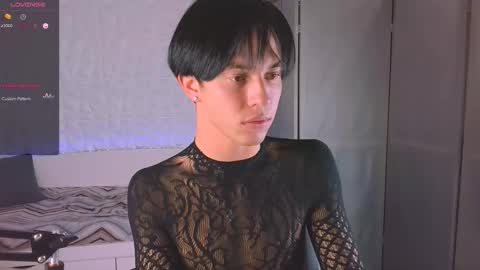 Snapshot of jerrybomb_ chatting on October 12, 2:05 pm Jerrybomb online show from October 12, 2:05 pm