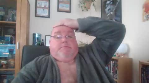 Snapshot of jerseyhammer01 chatting on December 2, 9:02 am Harry online show from December 2, 9:02 am