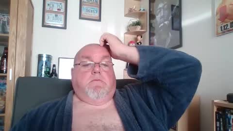 Snapshot of jerseyhammer01 chatting on September 16, 7:42 am Harry online show from September 16, 7:42 am