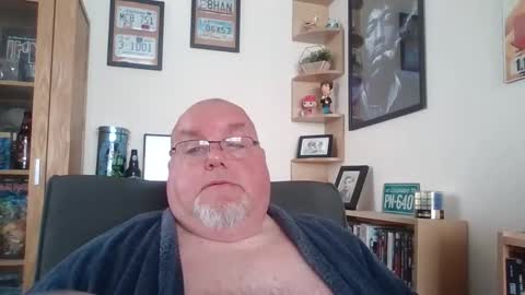 Snapshot of jerseyhammer01 chatting on September 20, 8:48 am Harry online show from September 20, 8:48 am