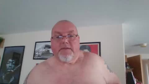 Snapshot of jerseyhammer01 chatting on October 23, 8:02 am Harry online show from October 23, 8:02 am