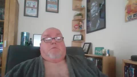 Snapshot of jerseyhammer01 chatting on November 12, 8:26 am Harry online show from November 12, 8:26 am