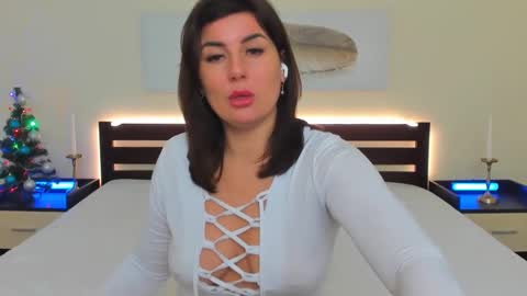 JESS online show from December 17, 4:23 am