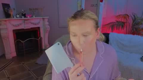 jes_solar online show from March 22, 8:01 pm