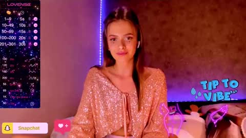 Snapshot of jess_kahawaty chatting on December 31, 7:51 pm Jess online show from December 31, 7:51 pm