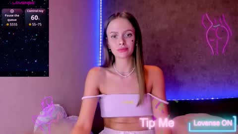 Snapshot of jess_kahawaty chatting on September 14, 9:03 pm Jess online show from September 14, 9:03 pm