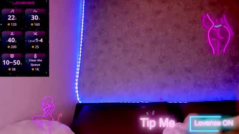 Snapshot of jess_kahawaty chatting on October 22, 10:20 pm Jess online show from October 22, 10:20 pm