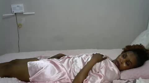 Snapshot of jessajoyy chatting on April 25, 7:00 am jessajoyy online show from April 25, 7:00 am
