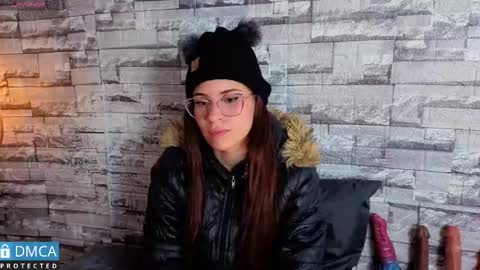 Snapshot of jessi_walker chatting on December 1, 3:00 am Jessi online show from December 1, 3:00 am