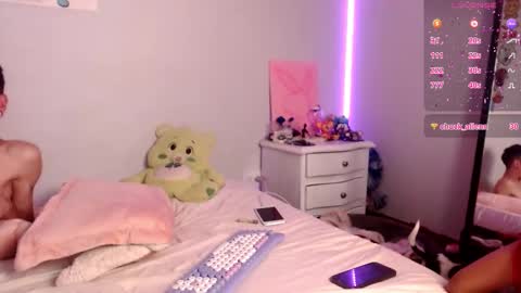 Jess And Rogger independents online show from December 3, 10:52 pm