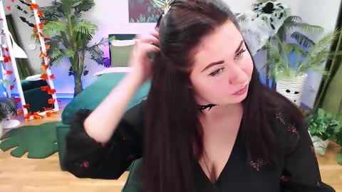 jessicaevanse online show from October 20, 10:16 am