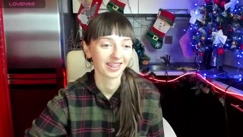 jessicaforris online show from December 20, 7:44 am