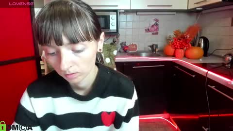 jessicaforris online show from October 2, 7:15 am