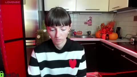 jessicaforris online show from October 20, 6:47 am