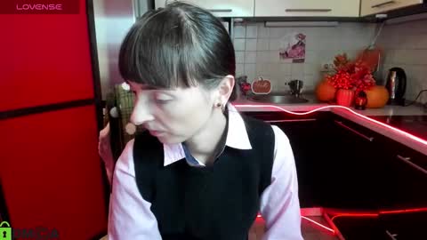 jessicaforris online show from November 13, 8:02 am