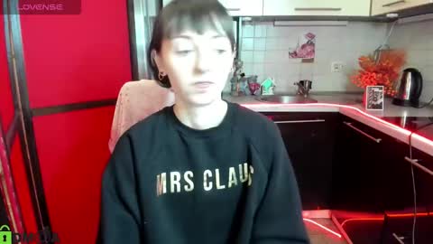 jessicaforris online show from December 5, 8:12 am