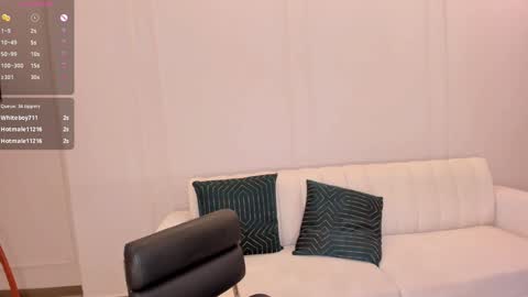 JESS online show from January 24, 4:49 pm