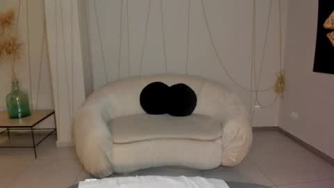 JESS online show from February 26, 1:19 pm