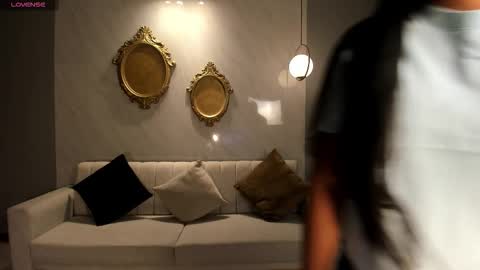 JESS online show from September 29, 9:36 am