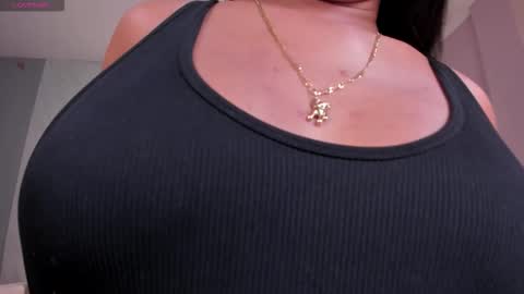 JESS online show from December 3, 9:40 am