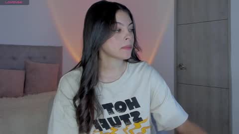 Snapshot of jessie_garcia chatting on February 8, 12:17 am IG GARCIA 28391 online show from February 8, 12:17 am