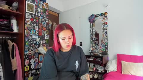 Snapshot of jessie_williams_01 chatting on January 24, 8:43 pm Your Sweet Angel online show from January 24, 8:43 pm