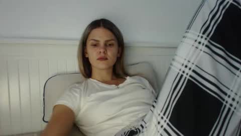 Snapshot of jessiexryan chatting on October 2, 4:25 pm jessieryan online show from October 2, 4:25 pm