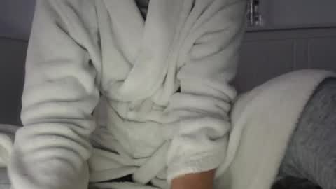 Snapshot of jessiexryan chatting on October 7, 4:20 am jessieryan online show from October 7, 4:20 am