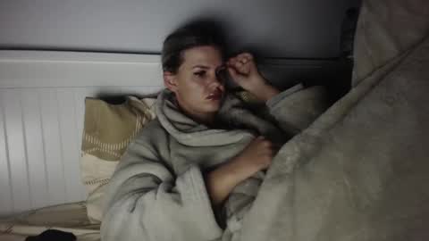 jessieryan online show from February 4, 4:18 am