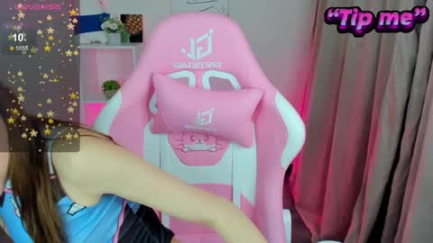 Jessie online show from December 30, 12:09 pm