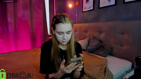 Jessie online show from October 14, 6:36 am