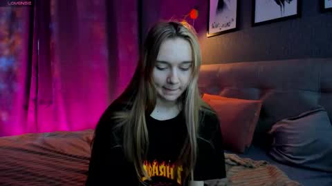 Jessie online show from November 9, 9:18 am