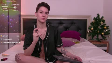 Snapshot of jessyadore chatting on December 12, 5:37 pm Jessy online show from December 12, 5:37 pm