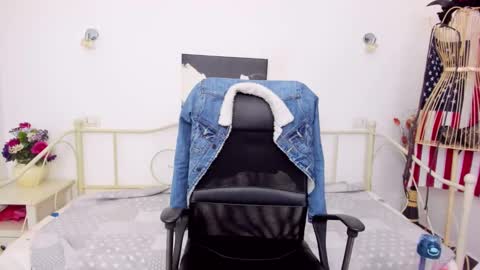 Jessy online show from February 5, 3:13 am