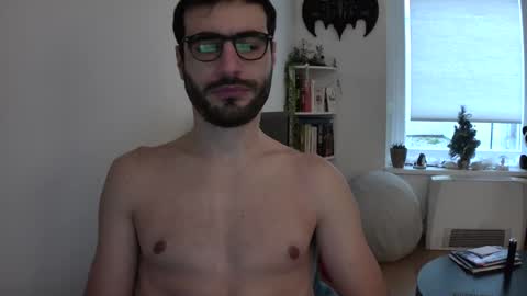 Snapshot of jestersquid89 chatting on December 10, 1:33 pm jestersquid89 online show from December 10, 1:33 pm