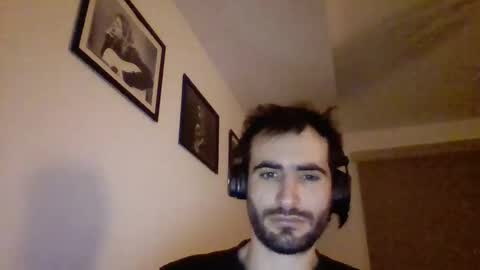 Snapshot of jestersquid89 chatting on February 16, 9:27 pm jestersquid89 online show from February 16, 9:27 pm