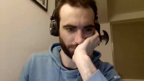 Snapshot of jestersquid89 chatting on March 6, 10:58 pm jestersquid89 online show from March 6, 10:58 pm