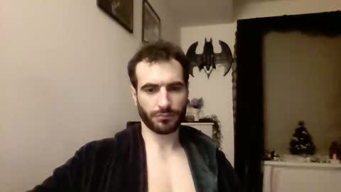 Snapshot of jestersquid89 chatting on December 17, 10:27 pm jestersquid89 online show from December 17, 10:27 pm