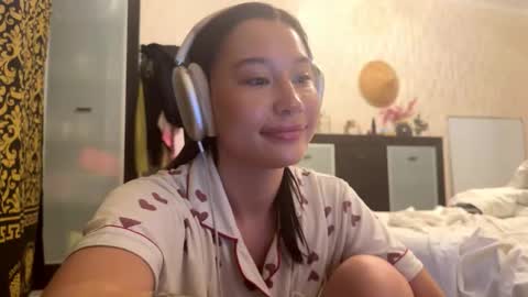 Lynn online show from November 13, 7:29 am