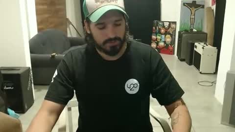 Snapshot of jesuswtf86 chatting on December 6, 3:19 am jesuswtf86 online show from December 6, 3:19 am