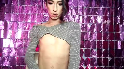 Snapshot of jet_clomet21 chatting on March 11, 1:01 pm Ale online show from March 11, 1:01 pm