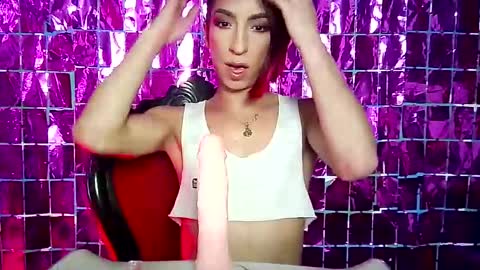 Snapshot of jet_clomet21 chatting on October 8, 6:33 am Ale online show from October 8, 6:33 am